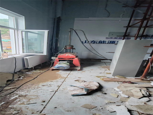 余江地基基础下沉墙体裂缝加固注浆顶升施工